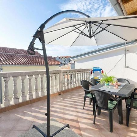 Apartment Marija Vodice Zewnętrze zdjęcie