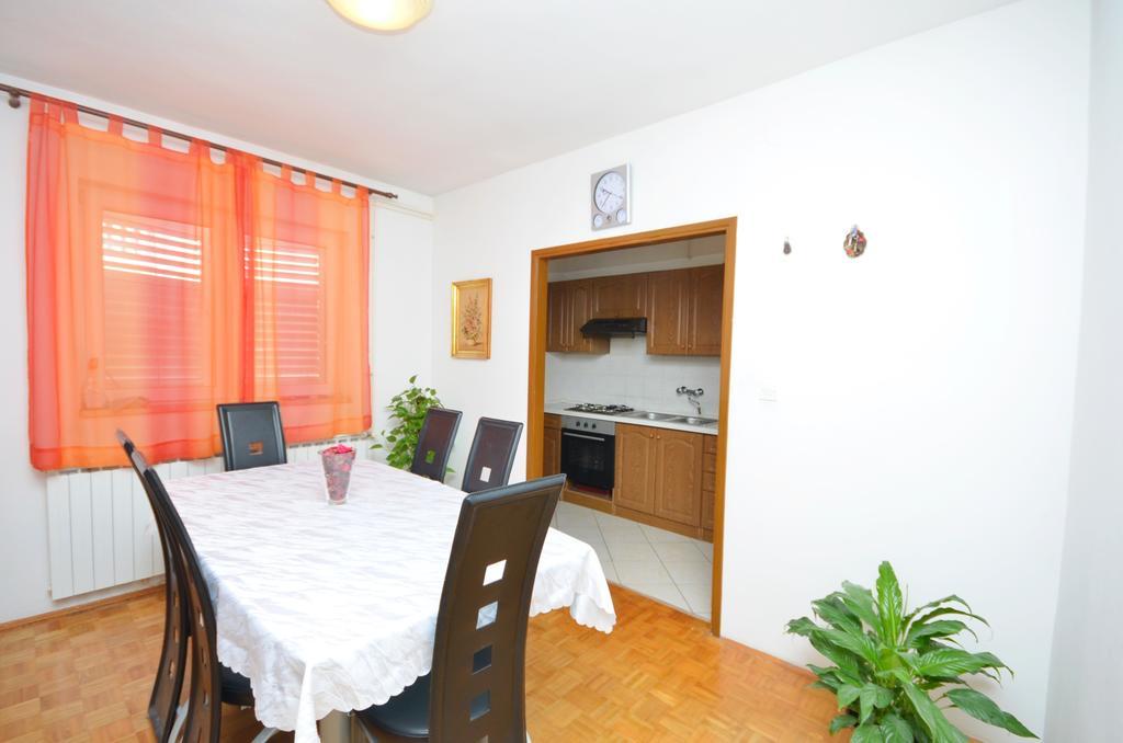 Apartment Marija Vodice Zewnętrze zdjęcie